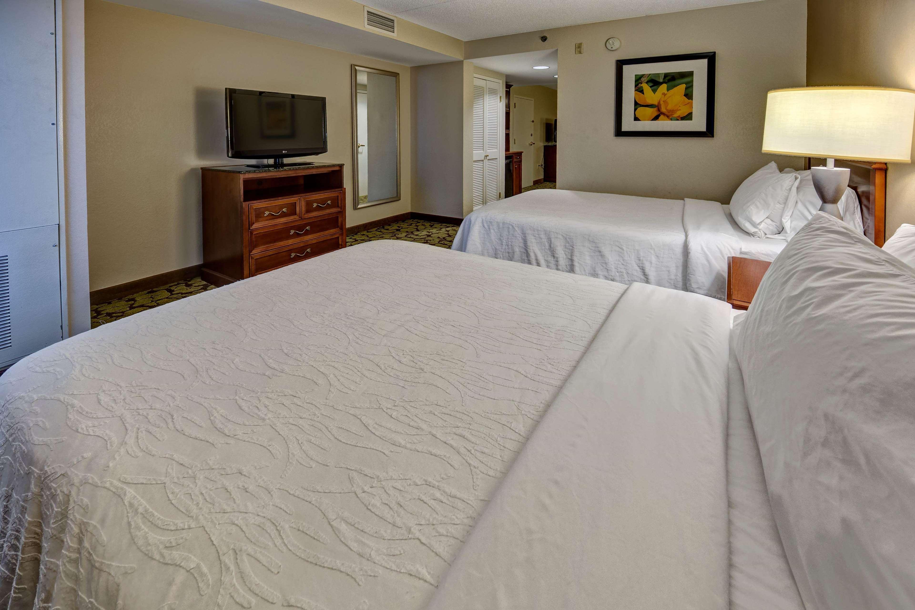 Hilton Garden Inn Indianapolis Northeast/פישרס מראה חיצוני תמונה