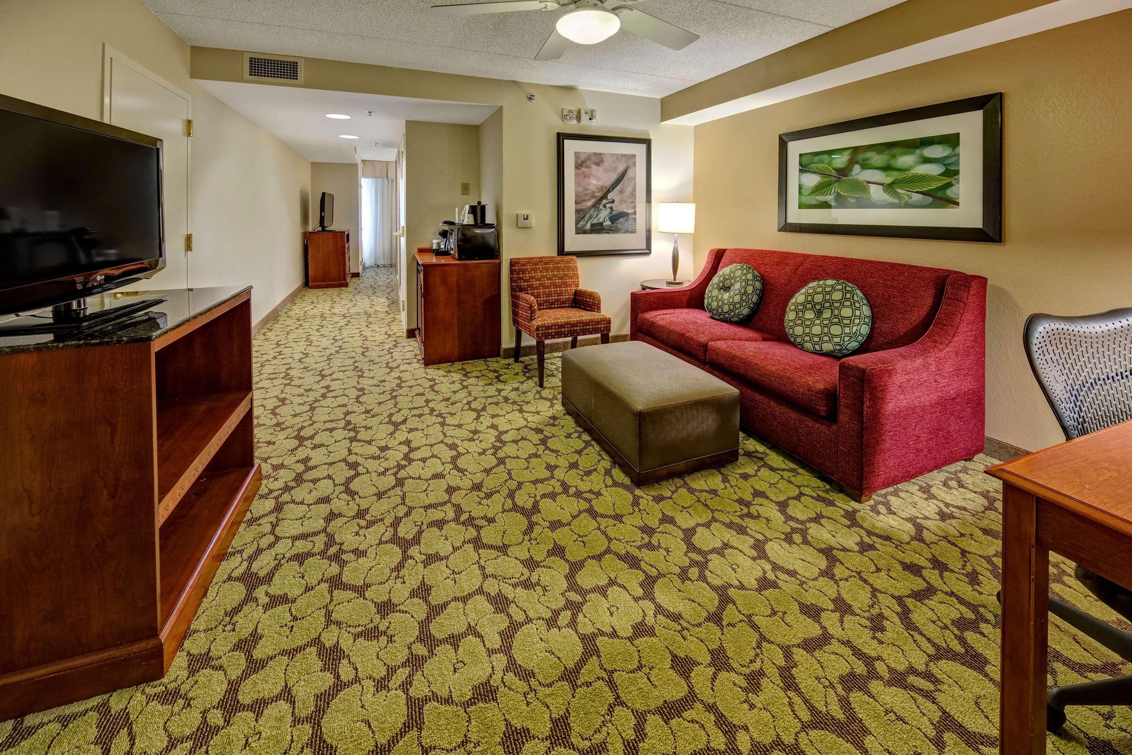 Hilton Garden Inn Indianapolis Northeast/פישרס מראה חיצוני תמונה
