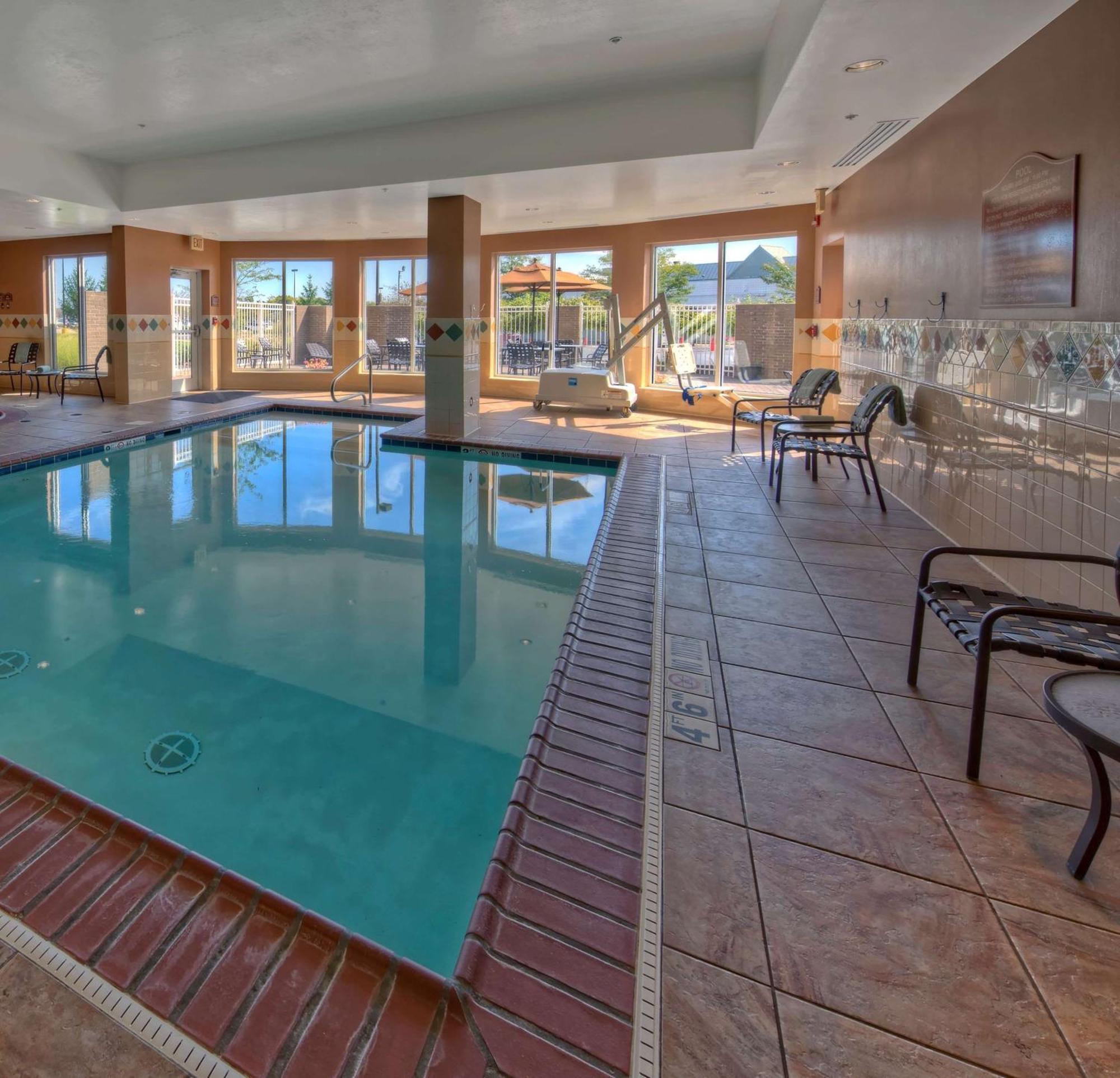 Hilton Garden Inn Indianapolis Northeast/פישרס מראה חיצוני תמונה