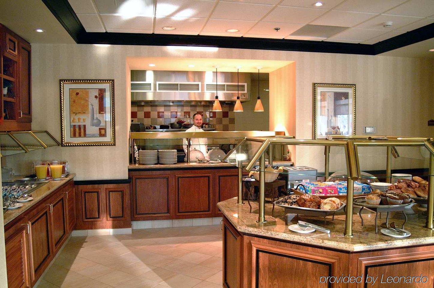 Hilton Garden Inn Indianapolis Northeast/פישרס מסעדה תמונה